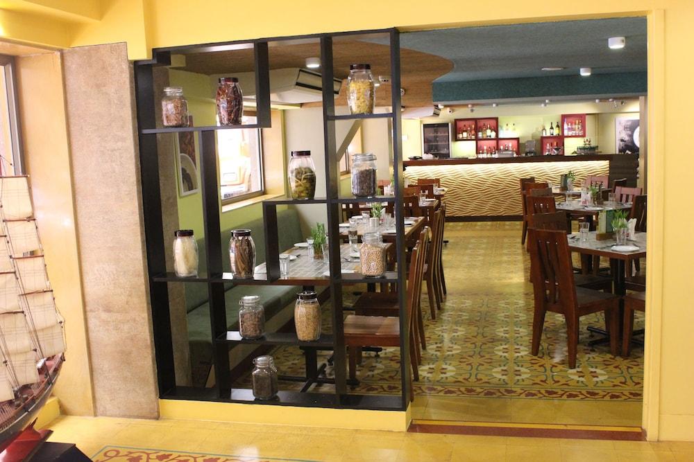Hotel Grande Delmon Panaji Exterior foto